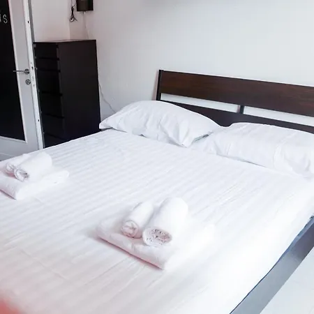 Casa Riviera Appartement Milaan