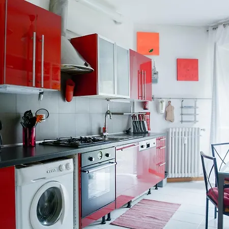 Appartement Casa Riviera Milaan